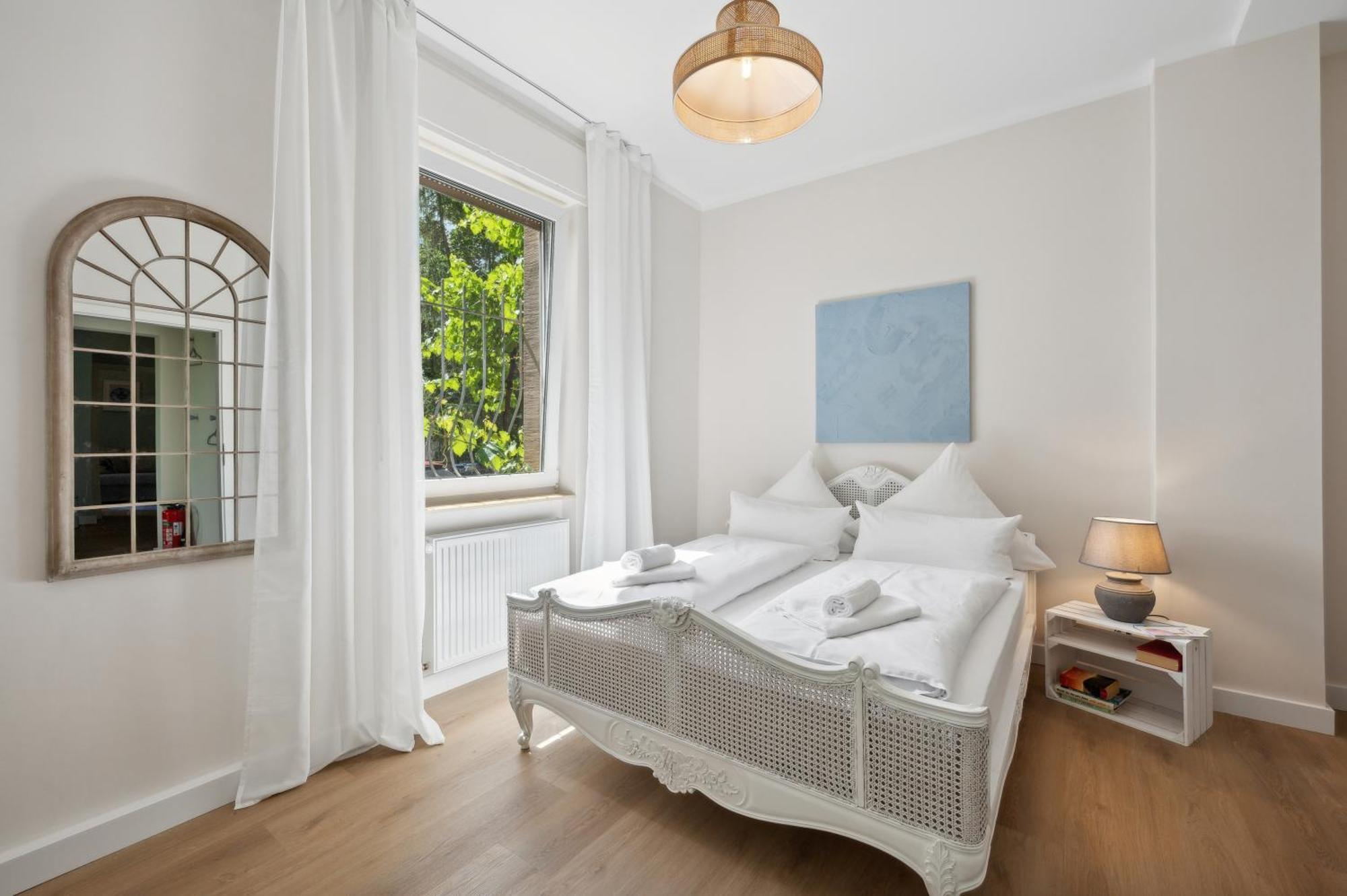 Altstadt Apartment Am Wasser Mit Parkplatz Und Riesigem Garten Bad Kreuznach Bagian luar foto