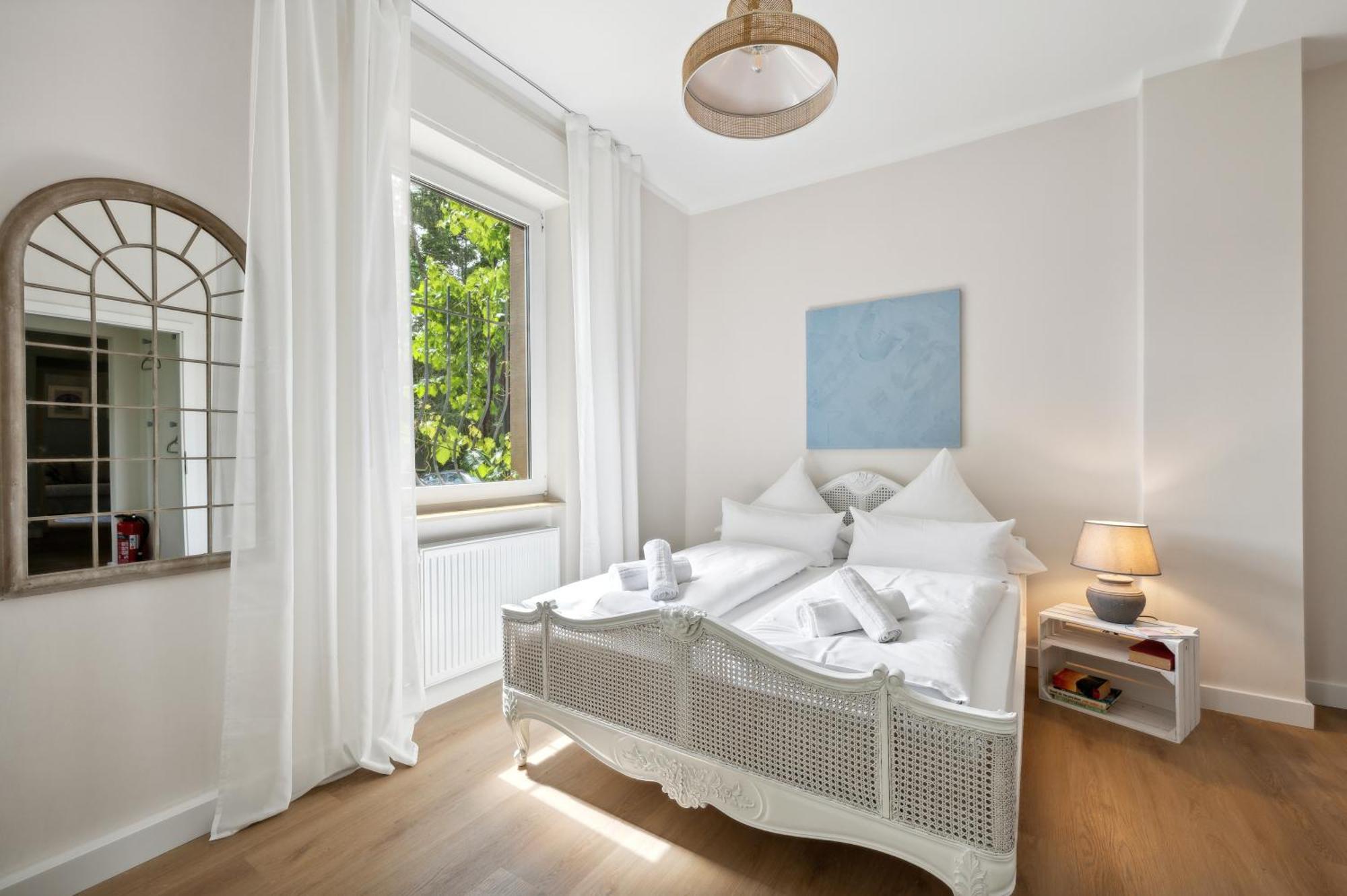 Altstadt Apartment Am Wasser Mit Parkplatz Und Riesigem Garten Bad Kreuznach Bagian luar foto