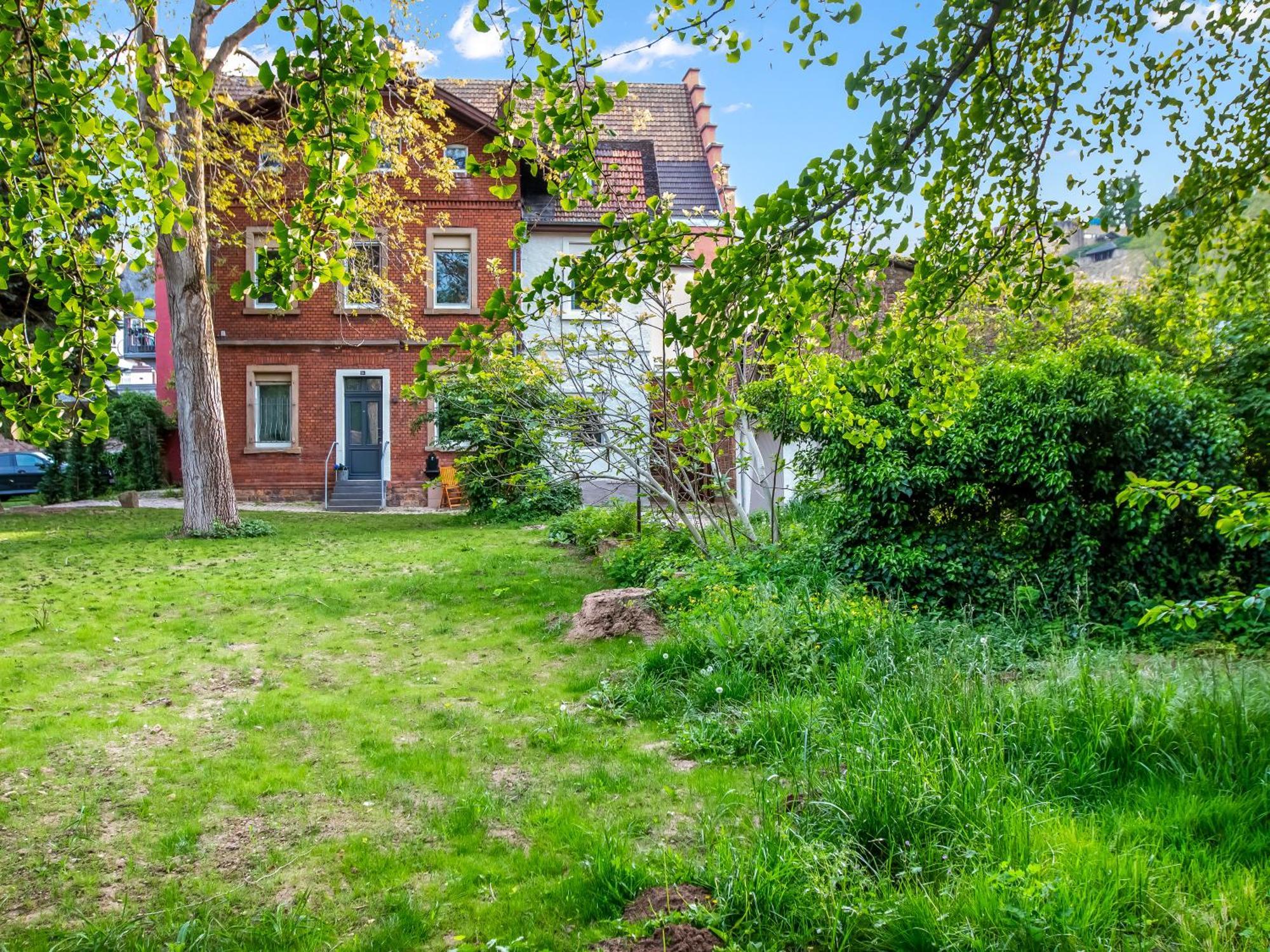 Altstadt Apartment Am Wasser Mit Parkplatz Und Riesigem Garten Bad Kreuznach Bagian luar foto